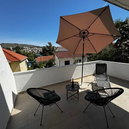 Sena Apartment